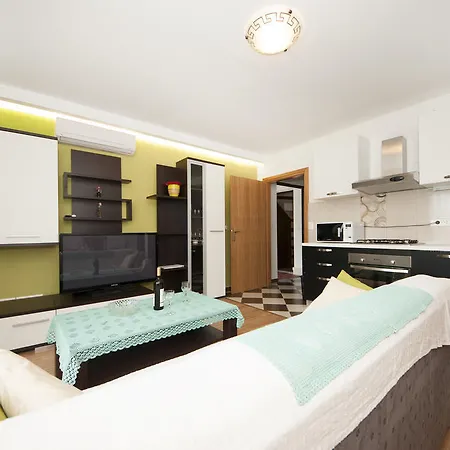 Aparthotel Kranjac 3*