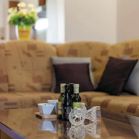 Aparthotel Kranjac 3*